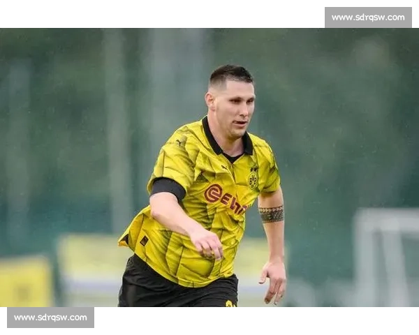 聚勒沦为多特第五中卫！图片报：多特对其灾难表现倍感惊讶